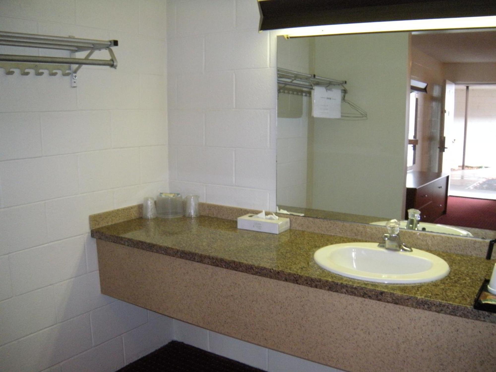 Motel West ไอดาโฮฟอลส์ ภายนอก รูปภาพ